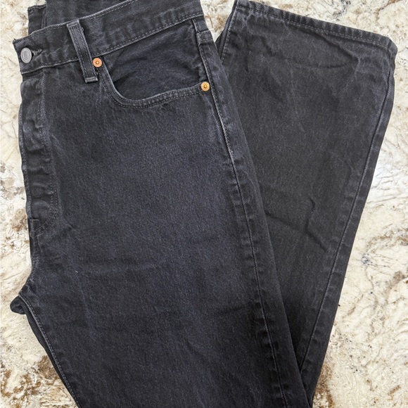 Levi's Men's black Straight 501 Jeans - Picture 1 of 2